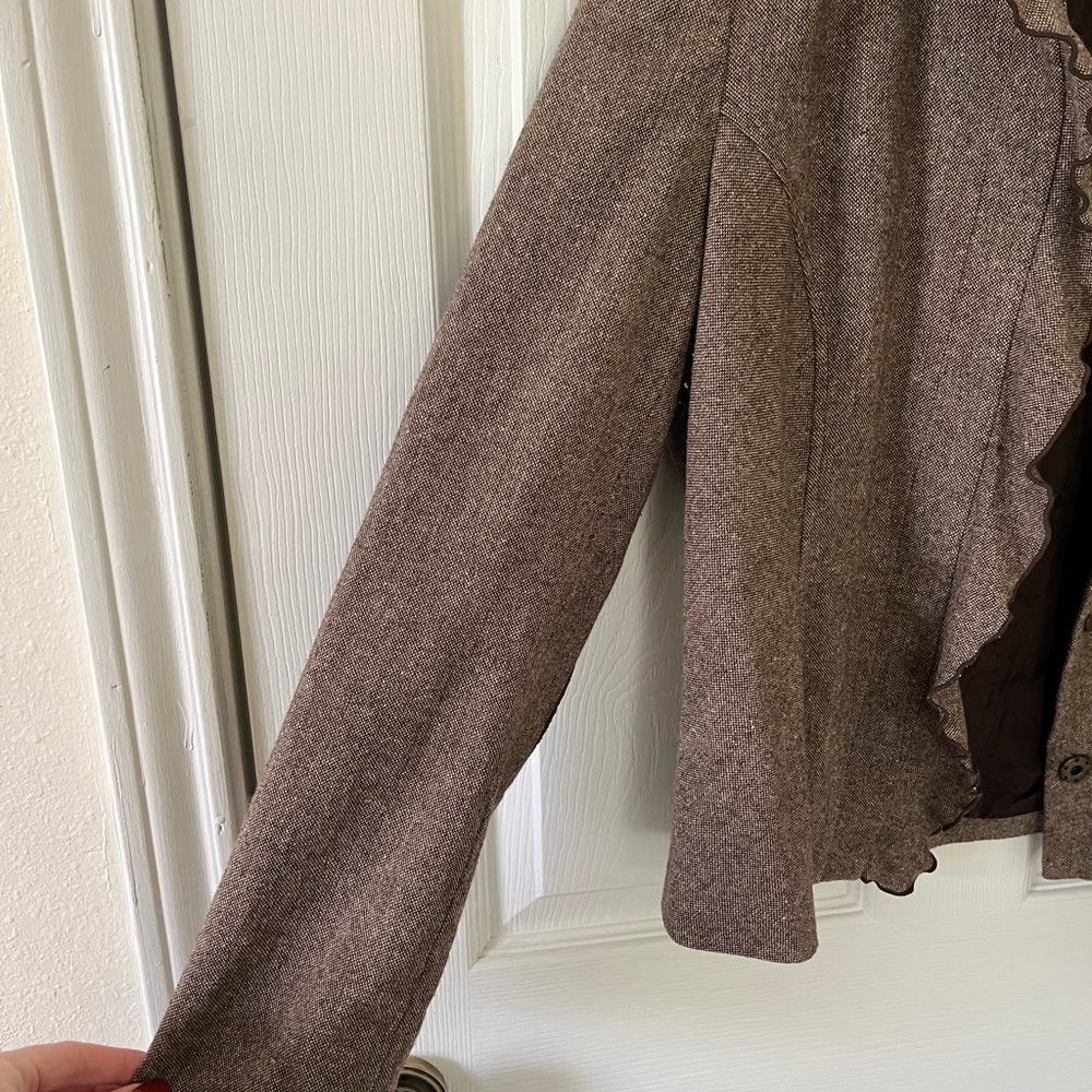 To The Max Brown Ruffle Front Blazer - Picture 4 of 13